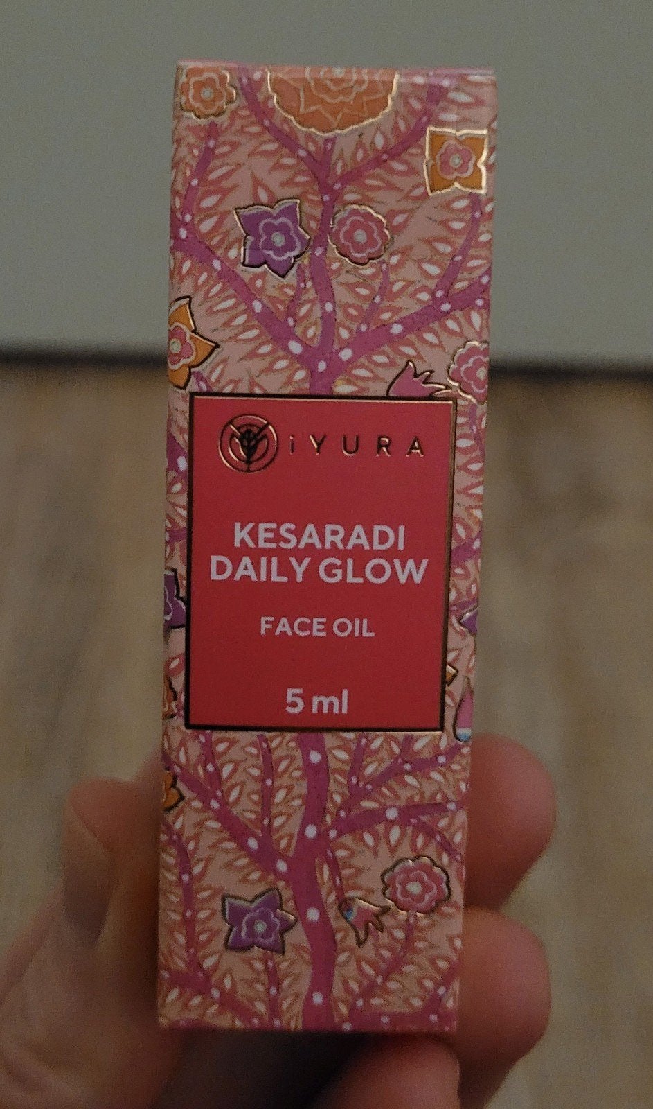 Nieuw! Iyura kesaradi daily glow face oil, 5ml, Ophalen of Verzenden, Nieuw, Verzorging