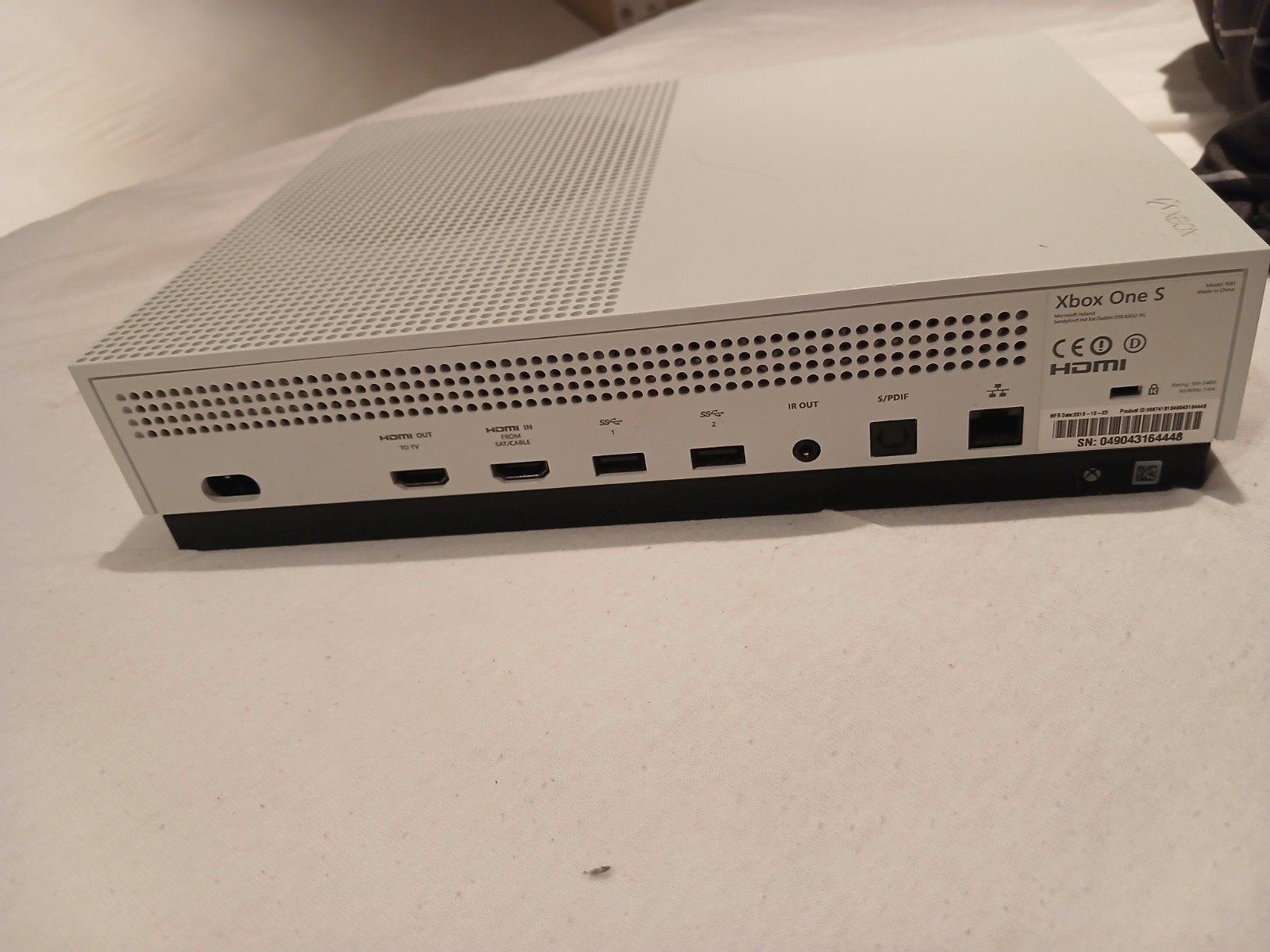 Xbox One S - Wit - Goede staat, Spelcomputers en Games, Xbox One S, Ophalen of Verzenden, Zonder controller, 500 GB
