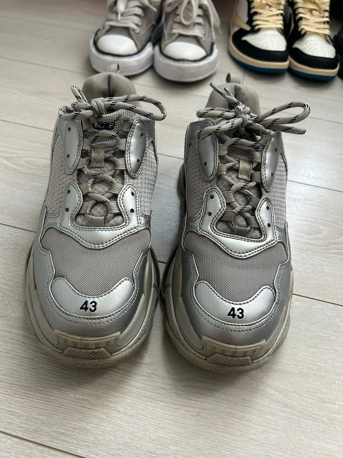 Balenciaga Triple S Sneakers Maat 43 Zilver, Ophalen of Verzenden, Gedragen, Overige kleuren, Sneakers of Gympen