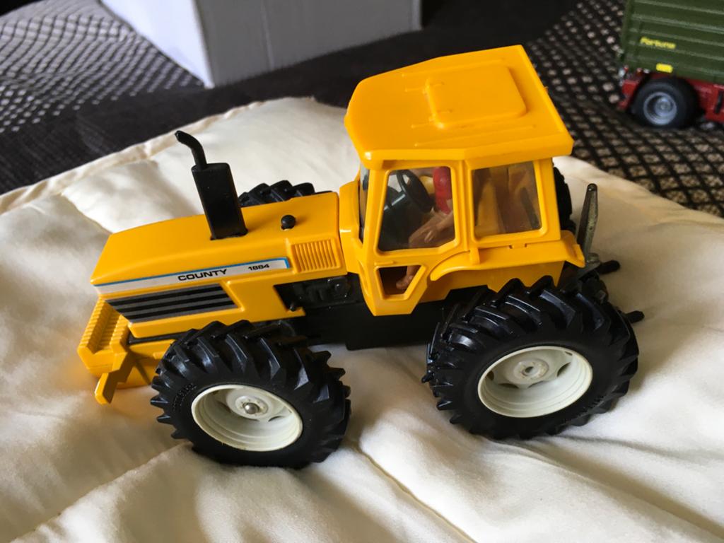 Bijzondere County 1884 Tractor - verzamelobject., Overige merken, Gebruikt, 1:32 tot 1:50, Overige typen