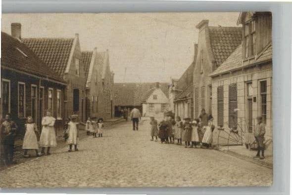 FOTOKAART met kleinrondst. OOSTERLAND 1910 ZELDZAAM, Verzenden, Voor 1920, Gelopen, Zeeland