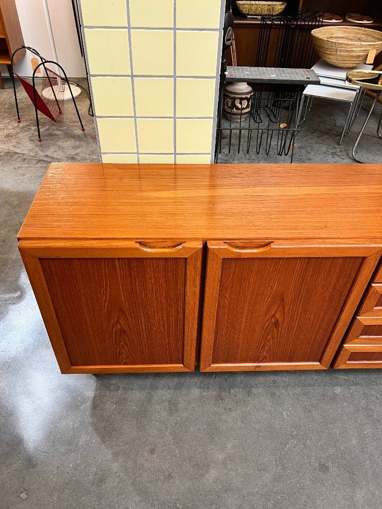 Vintage tv meubel / dressoir, teakhout, Duitsland 1970's, Ophalen, Vintage, Design, Midcentury, MCM, Duits, Gebruikt, 150 tot 200 cm