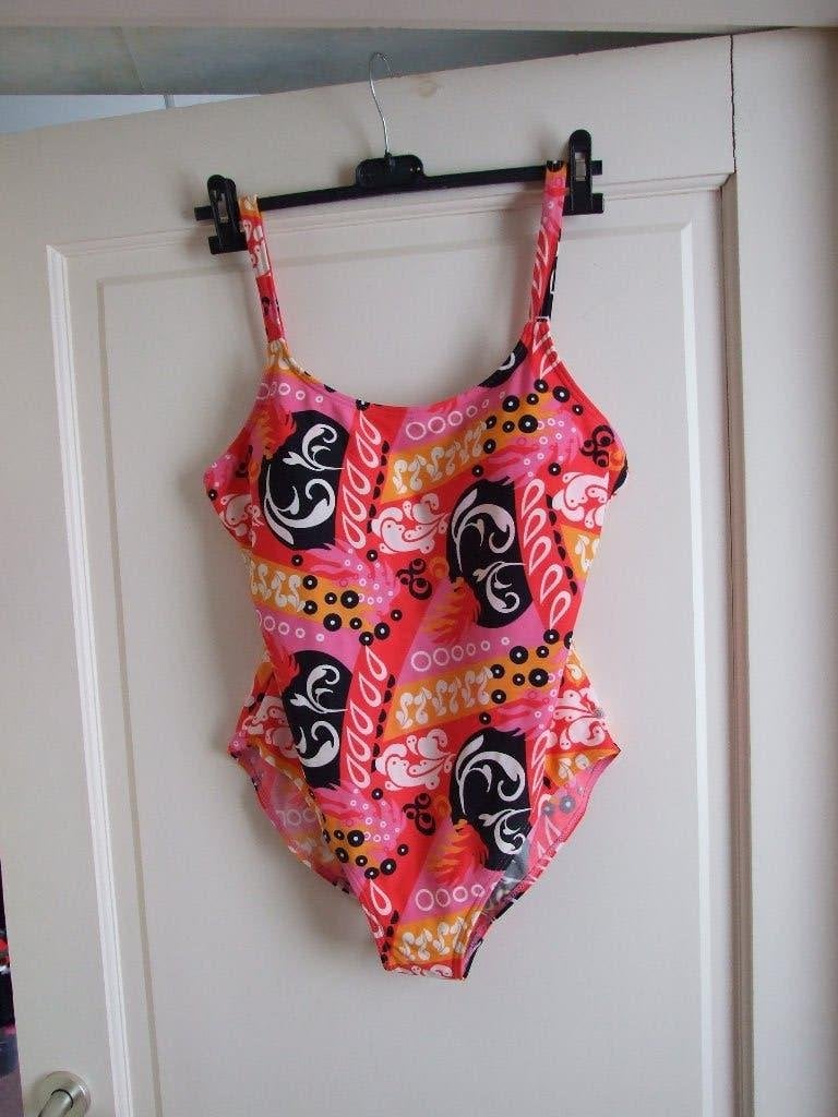 INQ zgan badpak maat 40/42 roze oranje, Kleding | Dames, INQ, Meerkleurig, Badpak, Ophalen of Verzenden