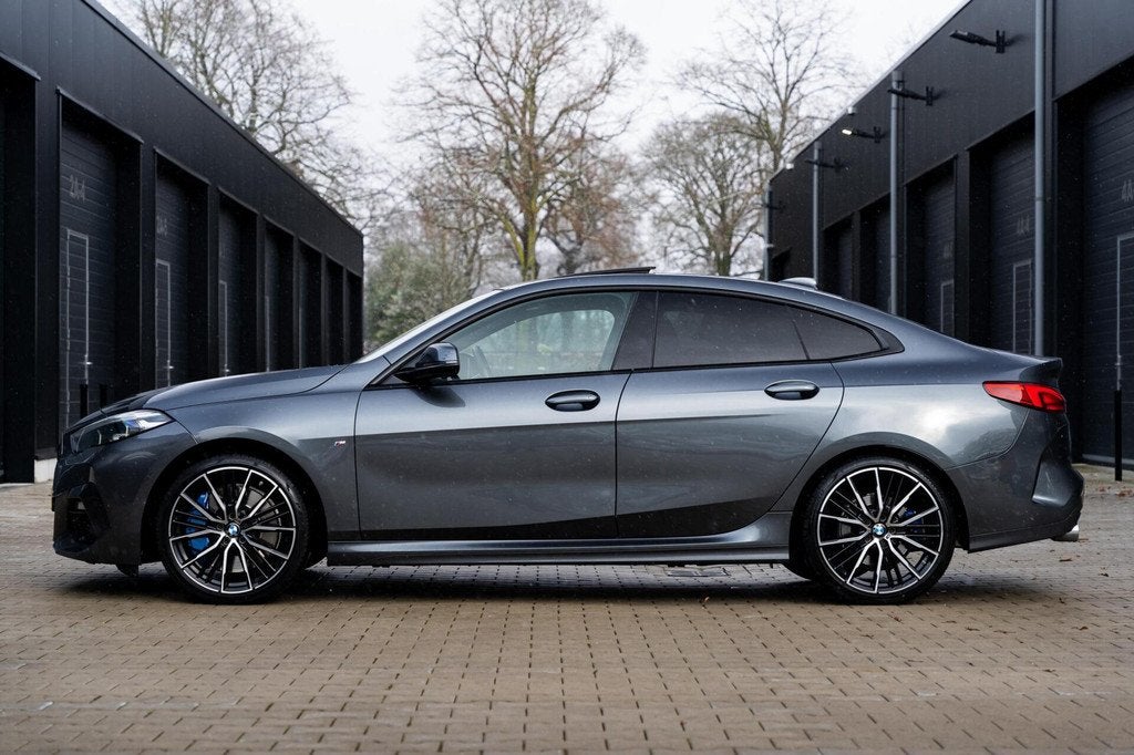 BMW 2-serie Gran Coupé 220d M-Sport *Kuipstoel* Pano* Vol*, Auto's, BMW, Bedrijf, Diesel, 168 €/maand, Automatische klimaatregeling