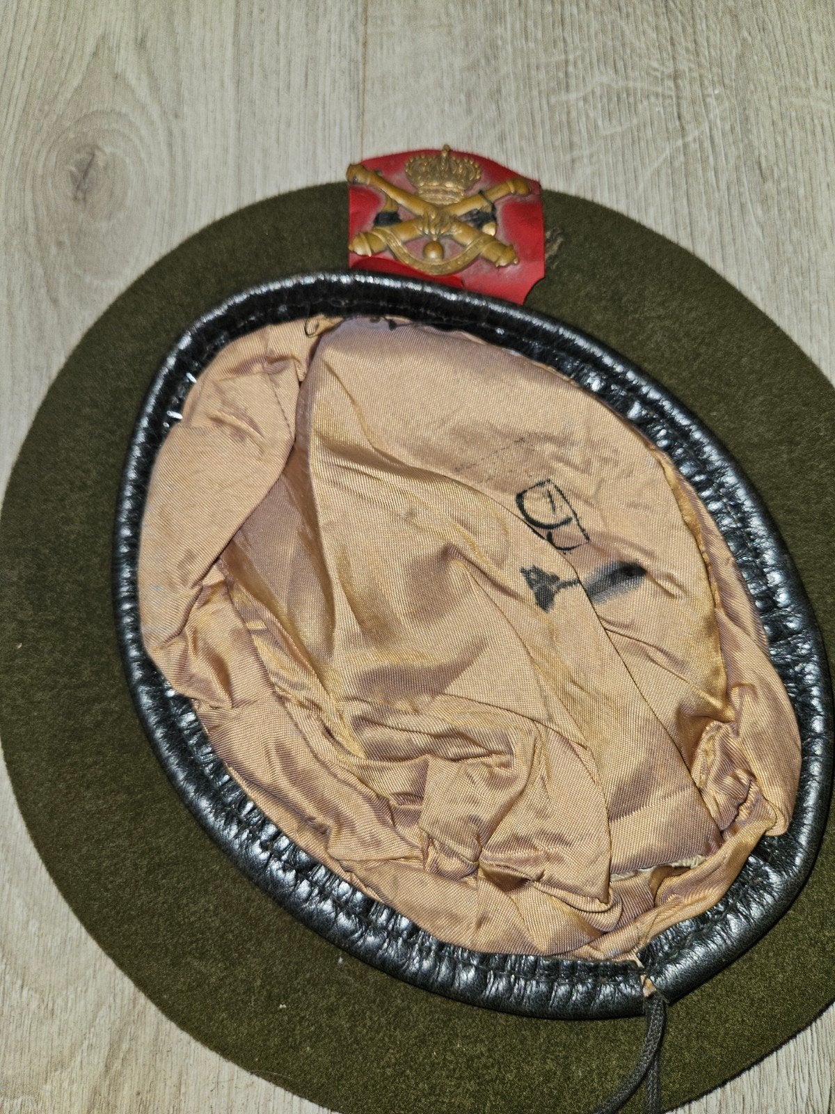 belgische barret, Verzamelen, Ophalen of Verzenden, Landmacht, Overige gebieden