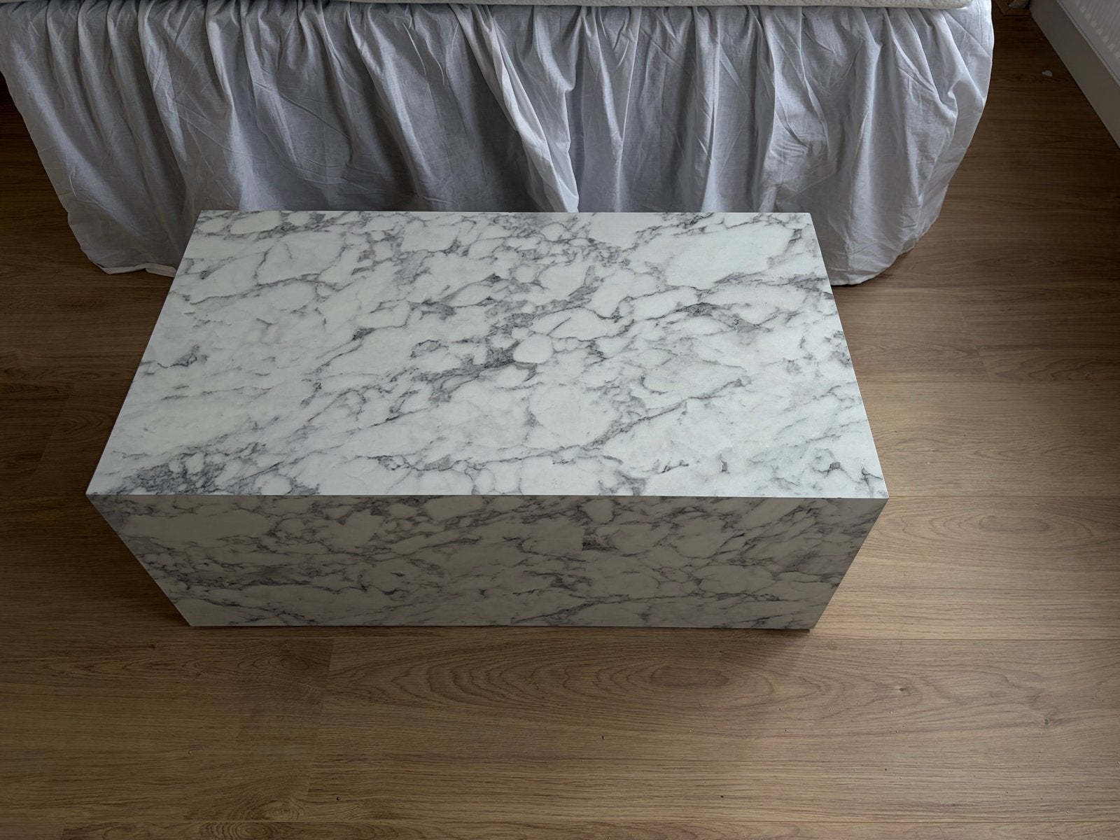 Westwing Salontafel marmerlook - 90x40x50 cm, Huis en Inrichting, Ophalen, Overige materialen, Gebruikt, 50 tot 100 cm