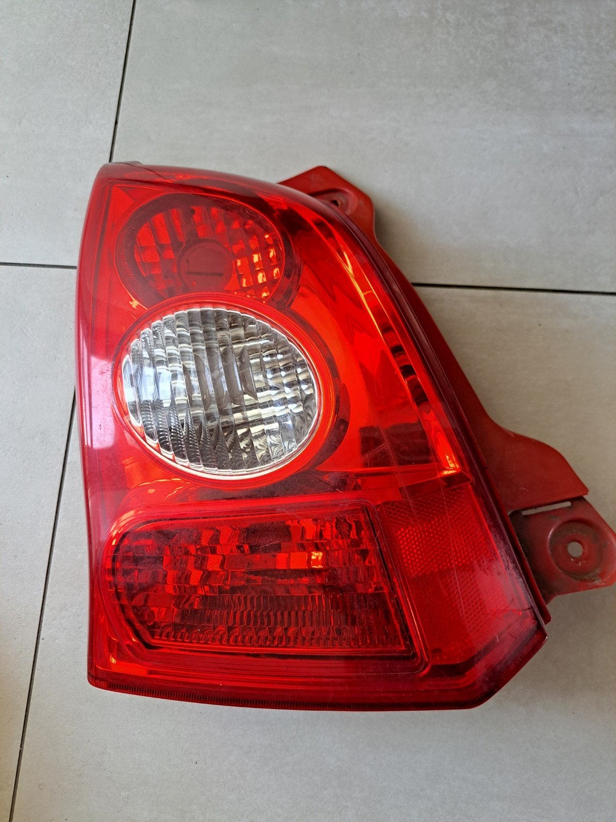 Linker achterlicht suzuki alto 2010, Auto-onderdelen, Ophalen of Verzenden, Suzuki