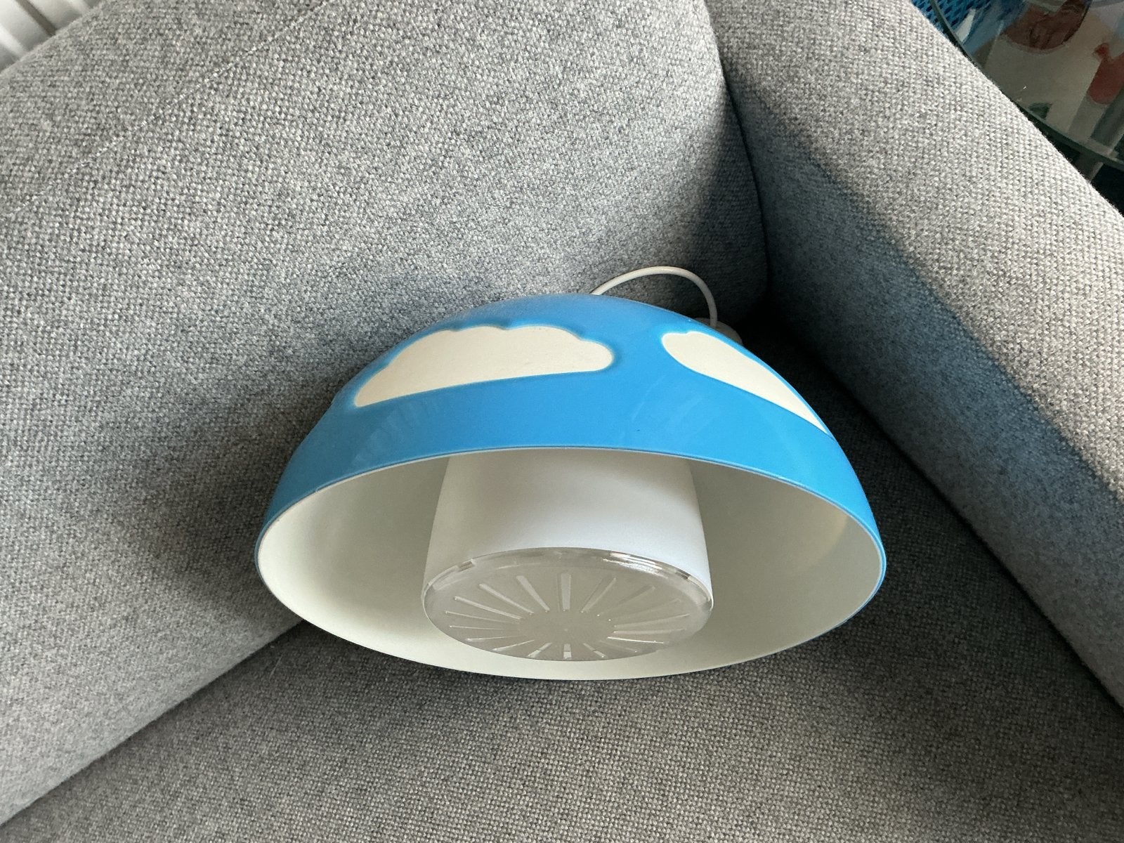 IKEA Skoglig wolkenlamp - Blauw met witte wolken, Ophalen of Verzenden, Gebruikt, Kunststof, E14 (klein)