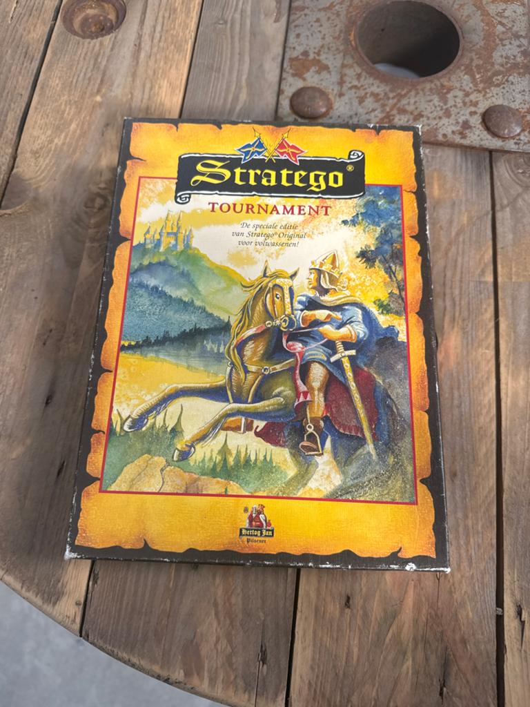 Stratego Tournament Hertog Jan - Speciale Editie, Hobby en Vrije tijd, Gezelschapsspellen | Bordspellen, Een of twee spelers, Ophalen of Verzenden