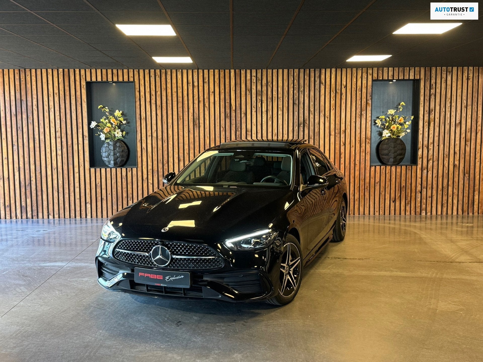 Mercedes-Benz C-klasse 300 e AMG Line / Pano / Burmester / C, Automaat, Achterwielaandrijving, Euro 6, 4 cilinders