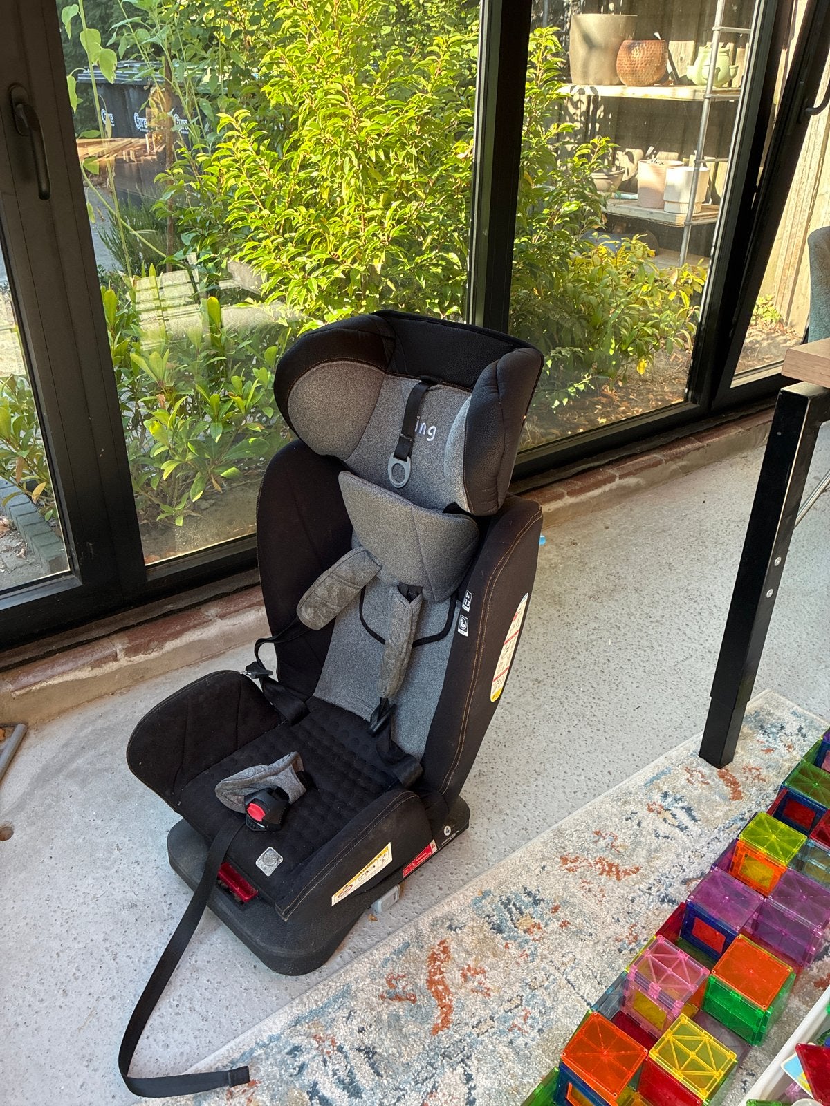 Gratis- autostoel 0-36 kg(Isofix en verstelbare rugleuning, Kinderen en Baby's, Autostoeltjes, Autogordel of Isofix, Gebruikt