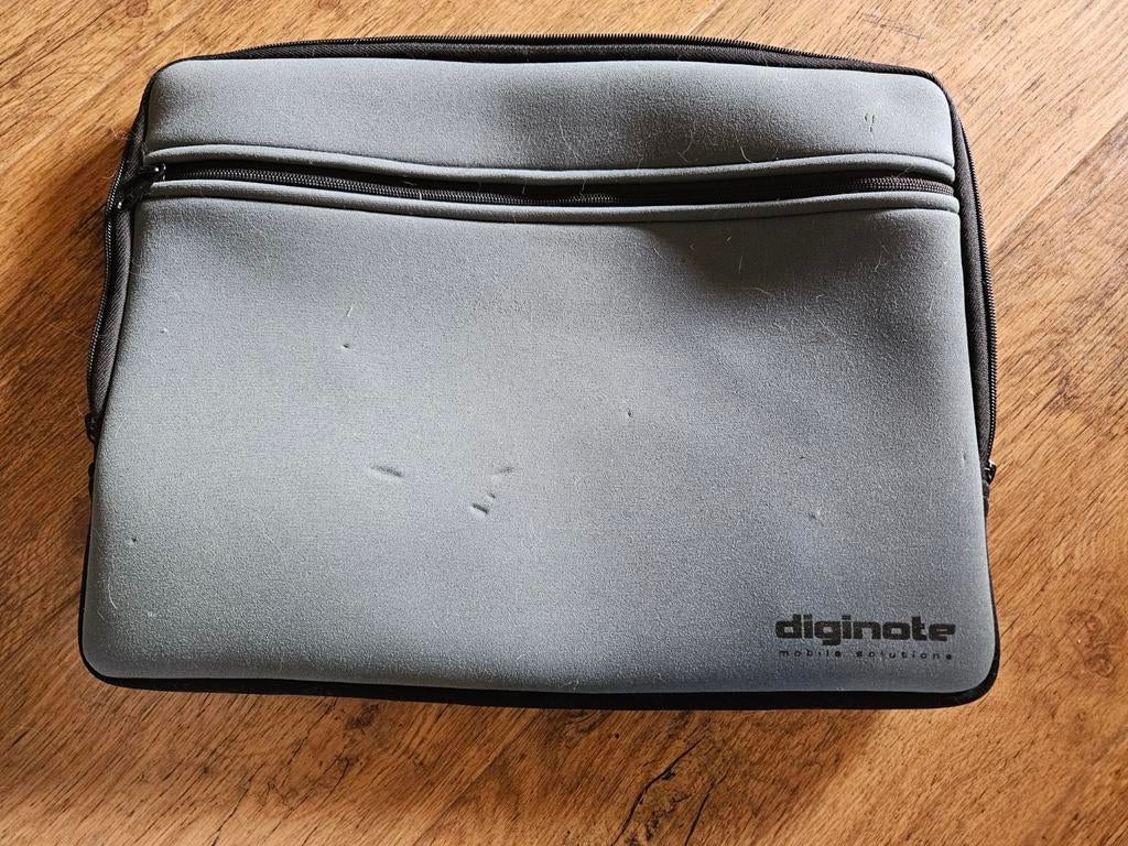 Diginote Mobile solutions laptoptas, Ophalen, 15 inch, Gebruikt