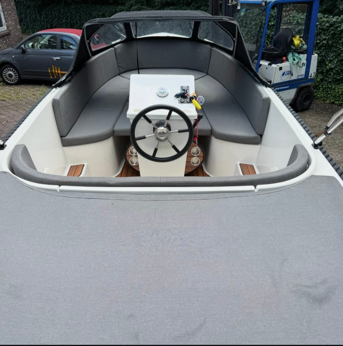 Meersloep 600 KUSSENSET ZGAN met zonnedek, Watersport en Boten, Accessoires en Onderhoud, Ophalen of Verzenden, Zo goed als nieuw