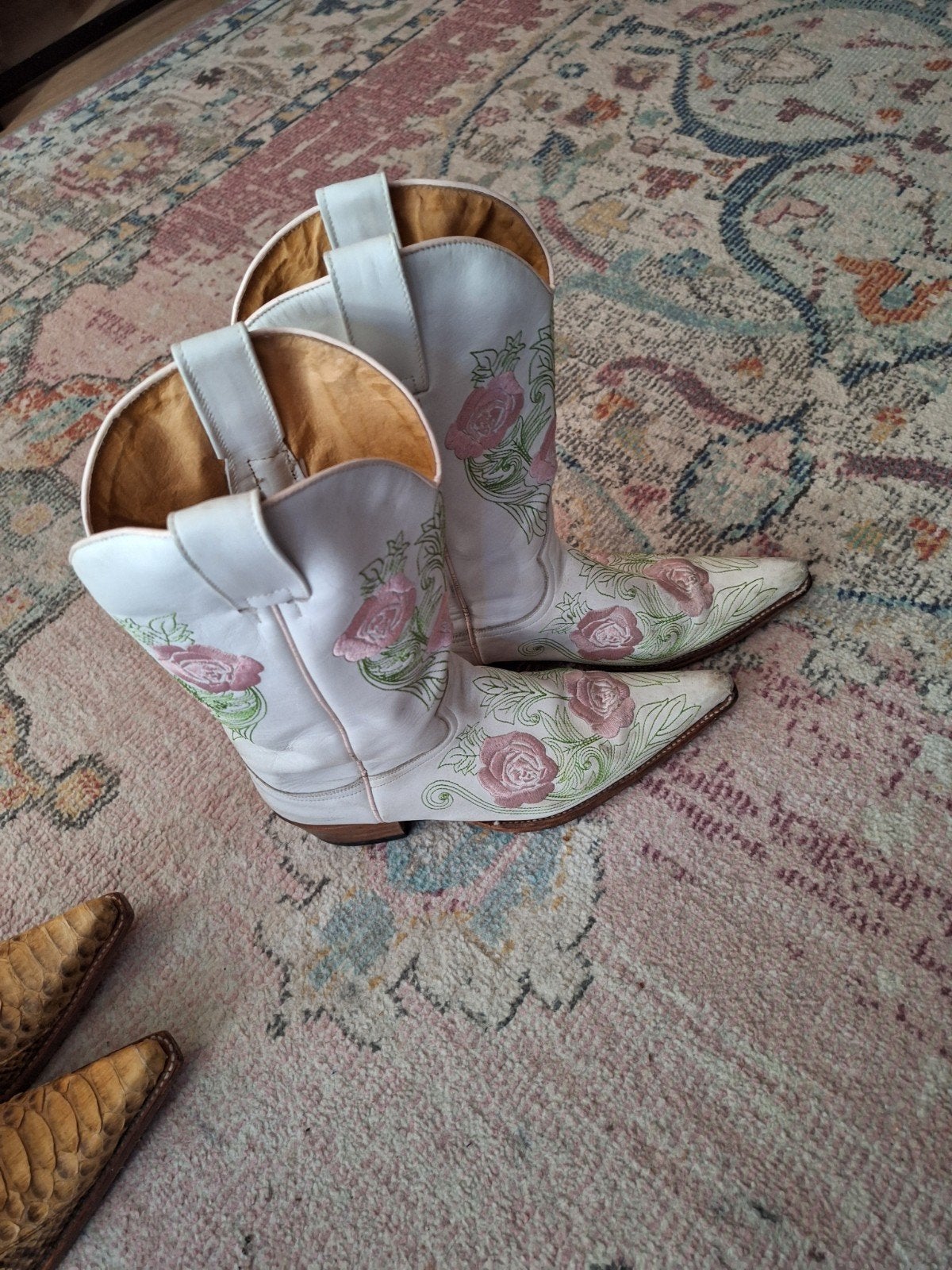 Sendra cowboylaarzen met geborduurde rozen, Kleding | Dames, Schoenen, Verzenden, Gedragen, Groen, Hoge laarzen
