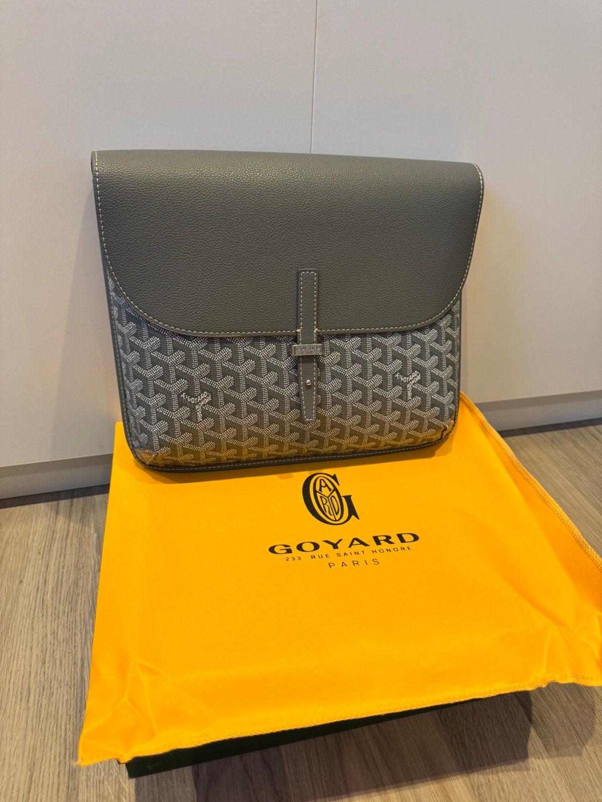 Goyard Coursier Messenger Bag Grijs, Ophalen of Verzenden, Nieuw, Grijs