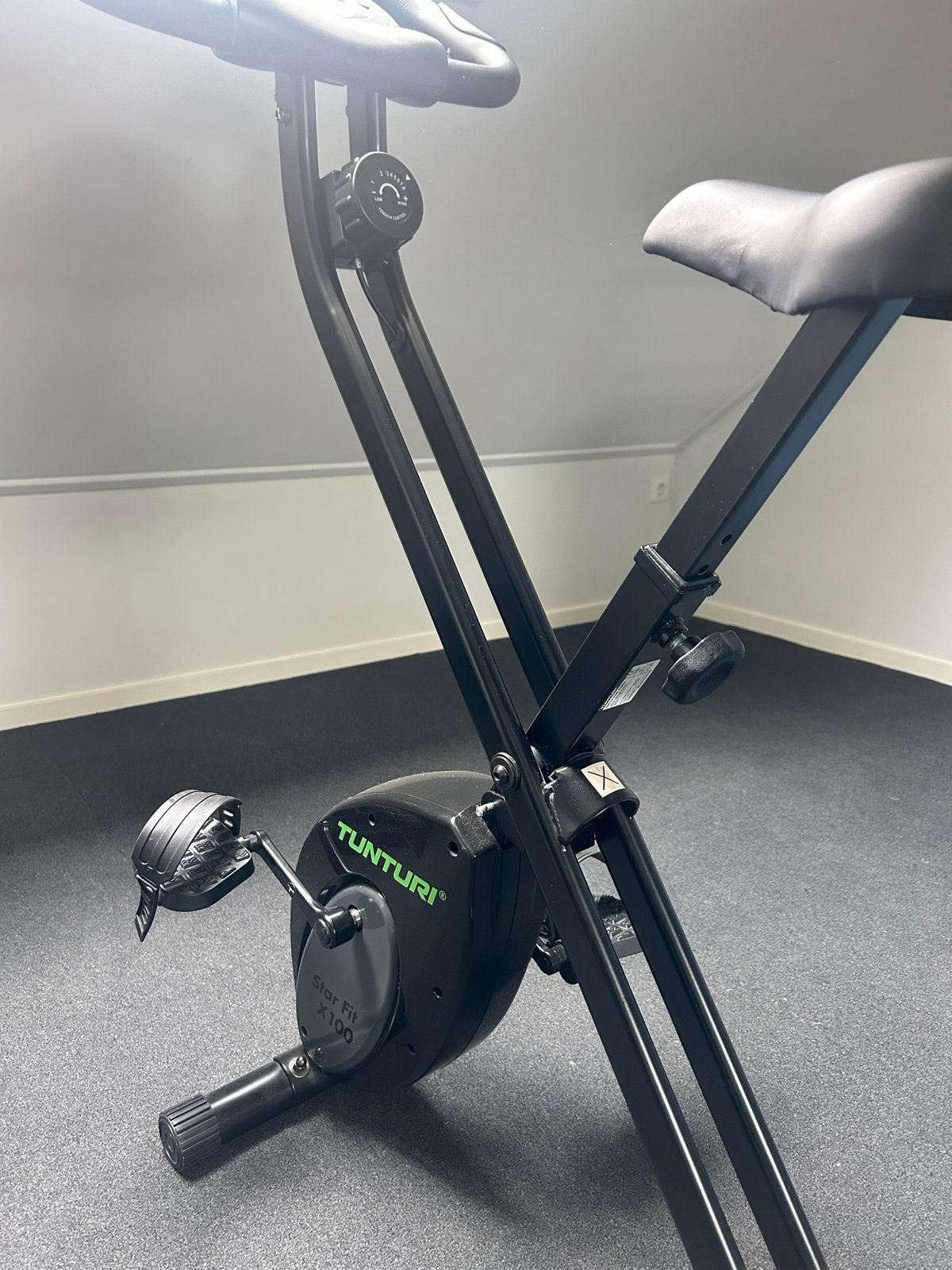 Hometrainer Tunturi Star Fit X100, Ophalen, Zo goed als nieuw, Metaal, Benen