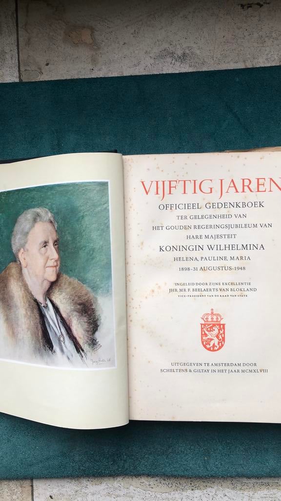 Uniek gedenkboek 50 jaar Wilhelmina, Ophalen, Gebruikt, Tijdschrift of Boek