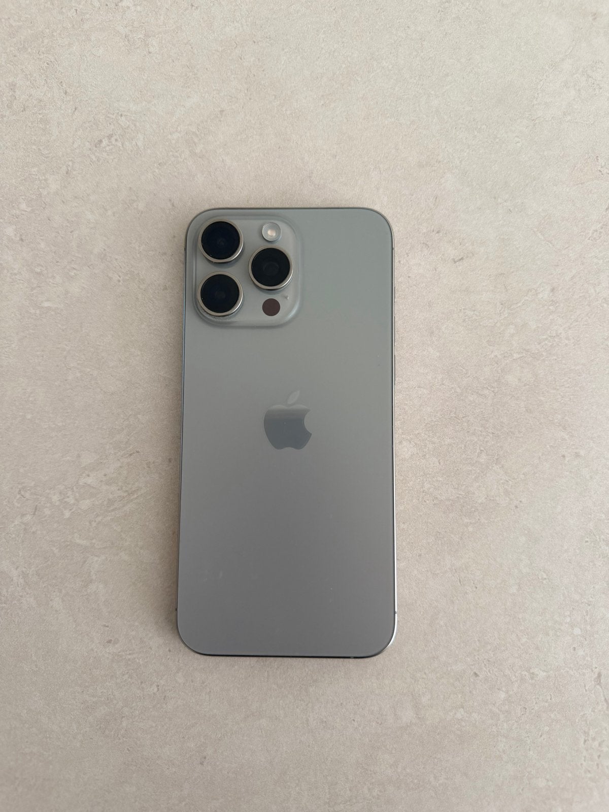 iPhone 15 Pro Max 256 GB - Zo goed als nieuw, Telecommunicatie, Mobiele telefoons | Apple iPhone, IPhone 15 Pro Max, Zo goed als nieuw