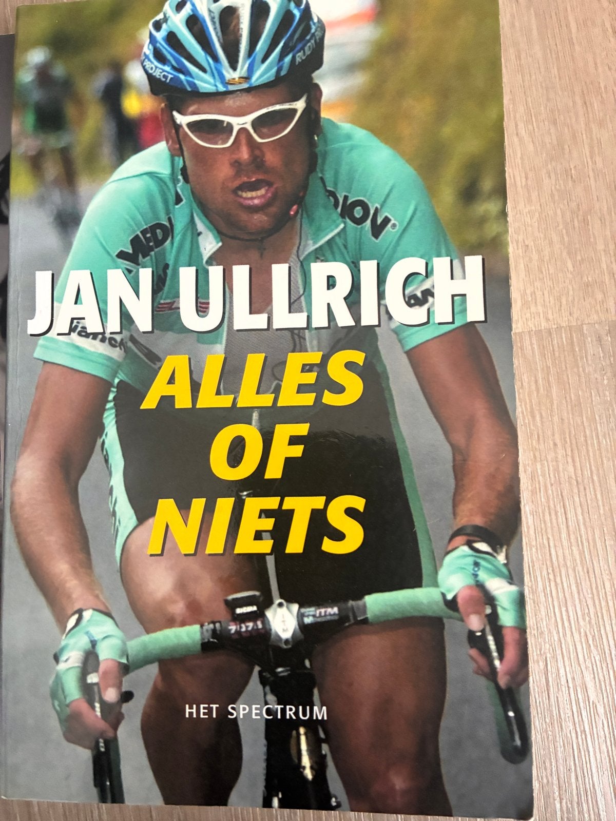 Jan Ullrich - Alles of Niets (biografie wielrenner), Ophalen of Verzenden, Gelezen, Lopen en Fietsen