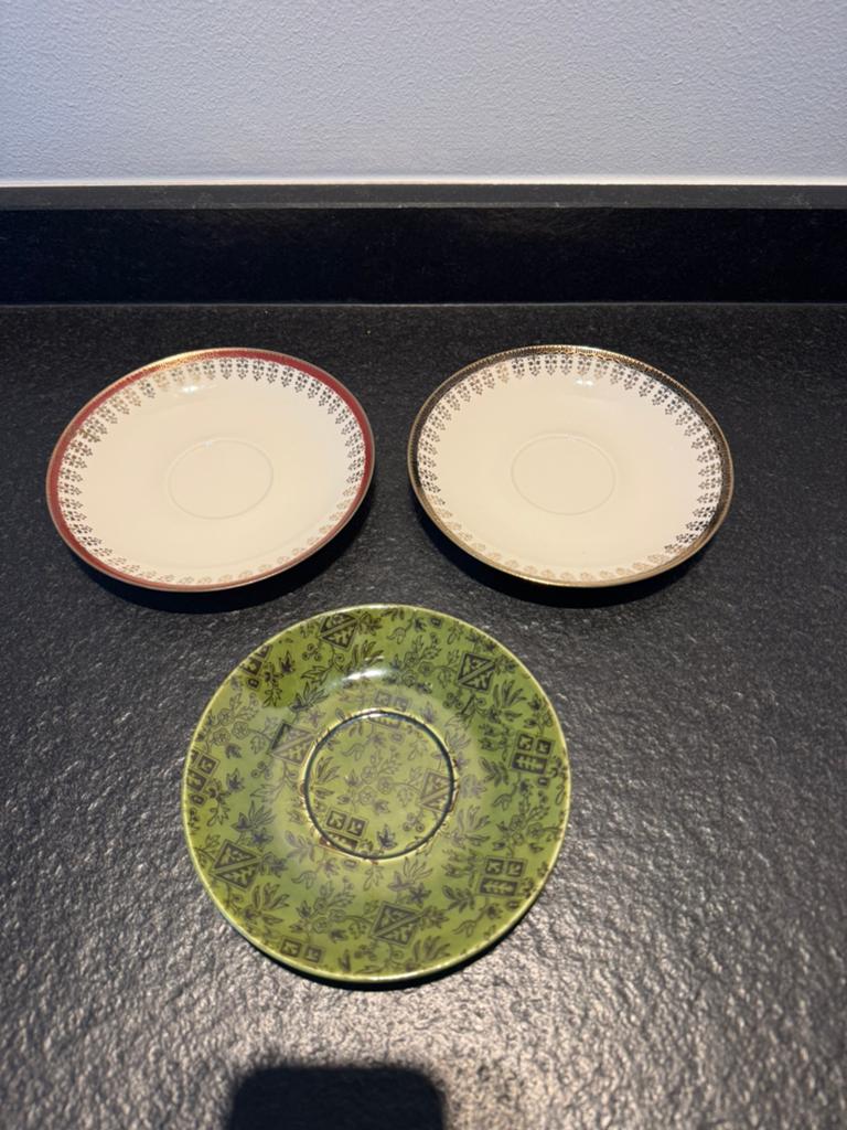 Bordjes Petrus Regout, Antiek en Kunst, Antiek | Servies los, Ophalen of Verzenden