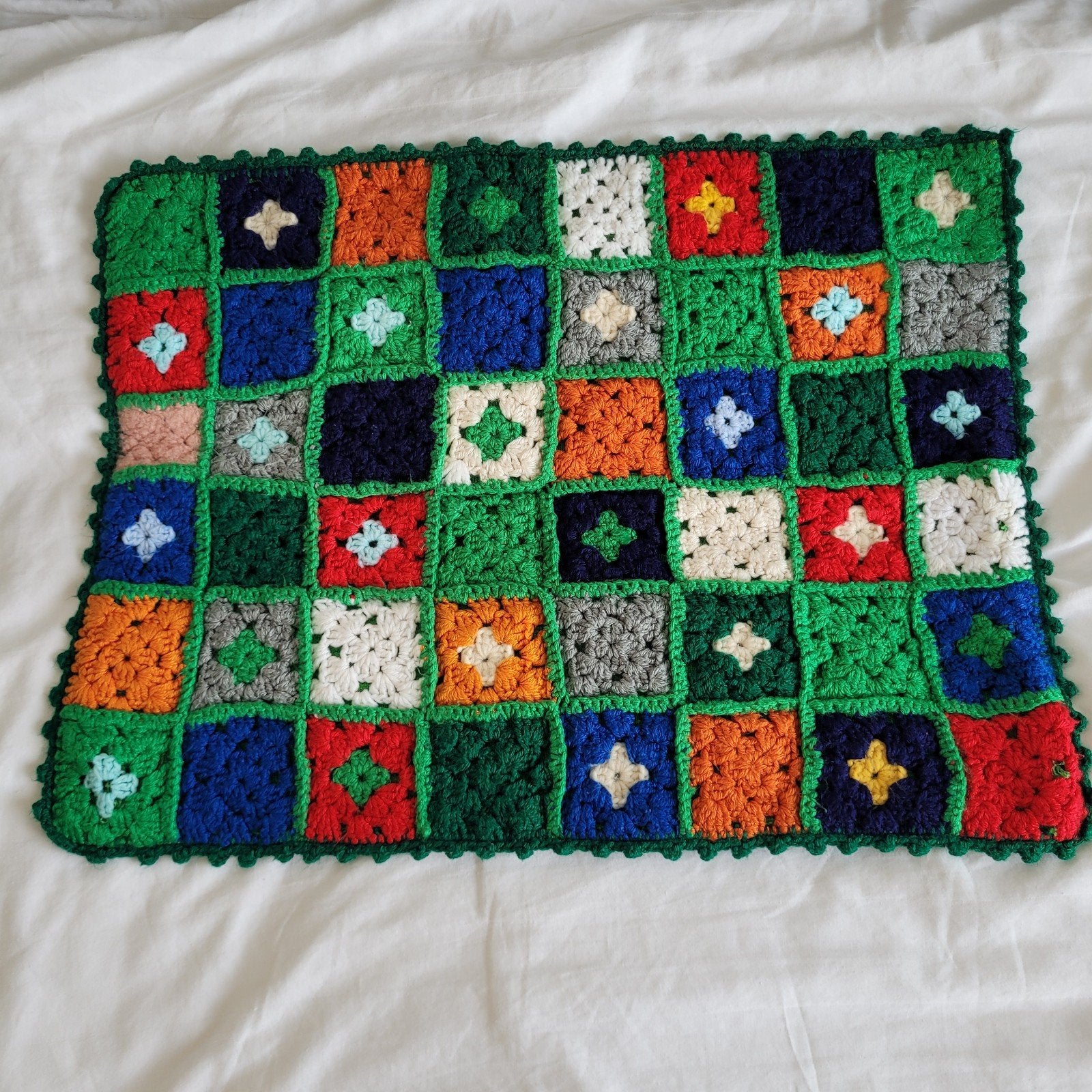 Gehakte granny square doek servet pop deken 46x60 cm, 46 cm, Ophalen of Verzenden, Plaid, Meerkleurig