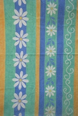 Vintage lap stof geel groen blauw gestreept met margrieten, Gebruikt, Ophalen of Verzenden, 30 tot 120 cm, Katoen
