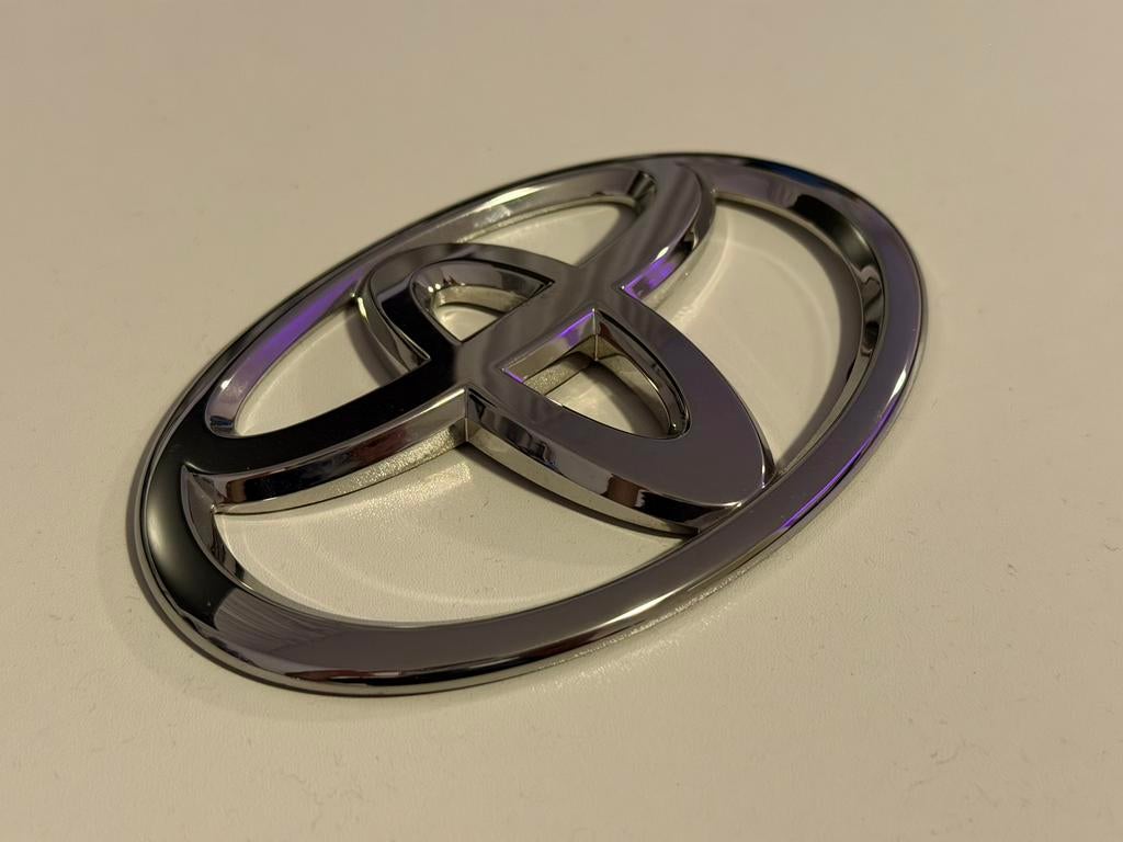 Toyota origineel auto embleem, Ophalen, Nieuw, Toyota, Bumper
