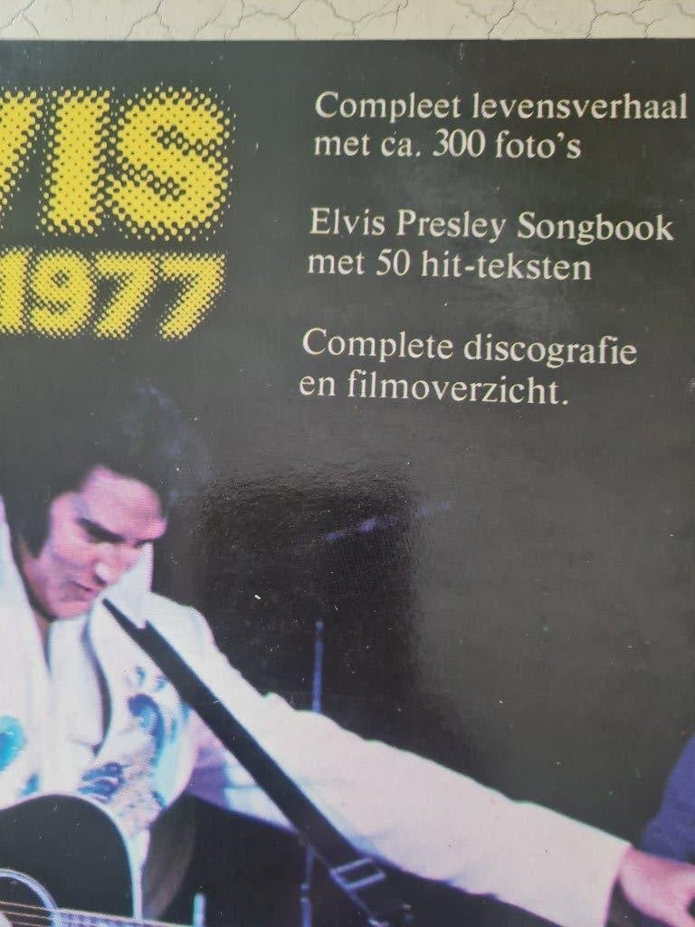 Boek Elvis, Ophalen of Verzenden, Zo goed als nieuw, Artiest