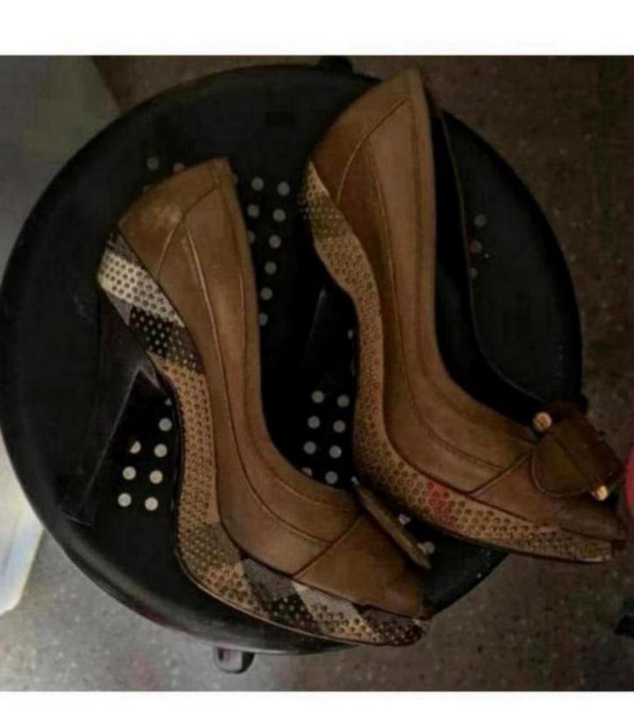 Originele Burberry Pumps - Maat 37, Ophalen of Verzenden, Gedragen, Bruin, Pumps