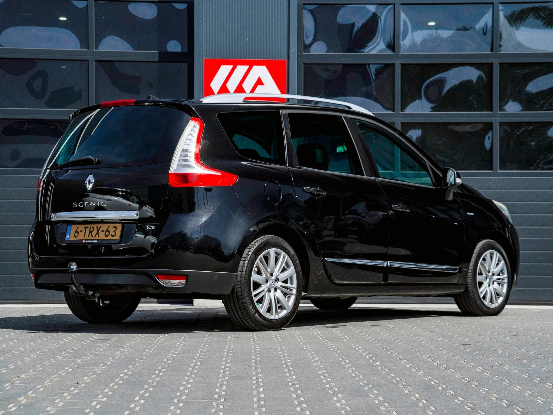 Renault Grand Scénic 1.2 TCe Bose 7P | TREKHAAK | NAVI | KE, Auto's, Voorwielaandrijving, Euro 5, Gebruikt, 4 cilinders