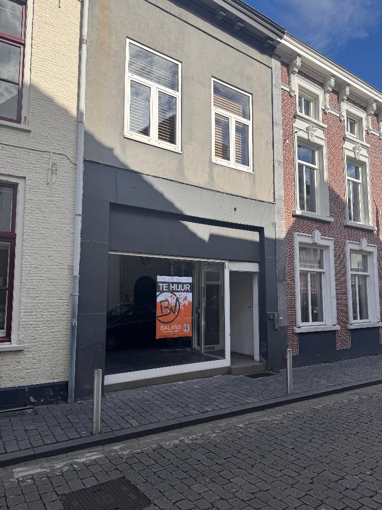Te huur: Veelzijdige commerciële ruimte in Bergen op Zoom, 73 m², Huur, Bedrijfsruimte