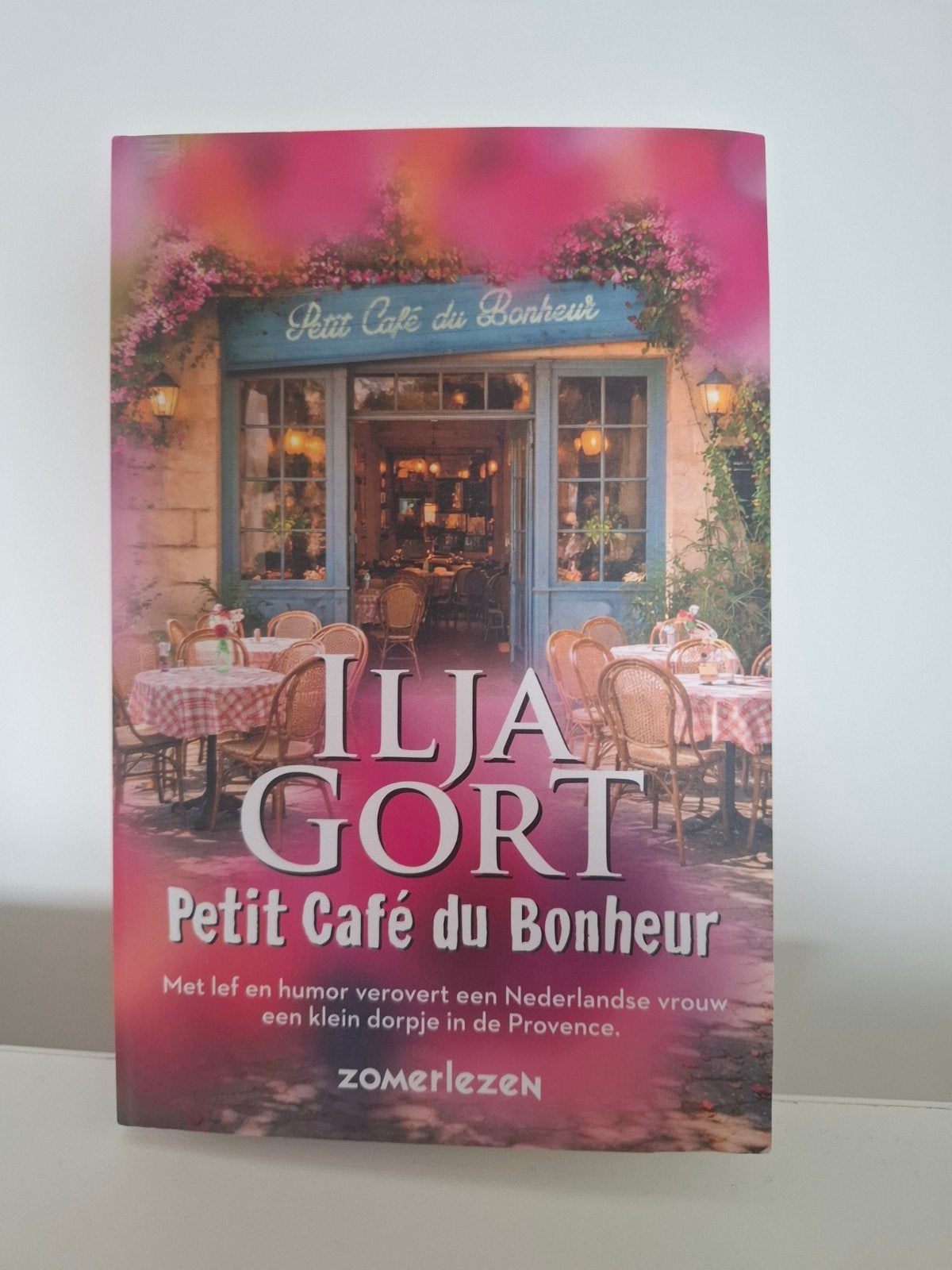 Petit Café du Bonheur - Ilja Gort, Ophalen of Verzenden, Nieuw, Ilja Gort, Nederland