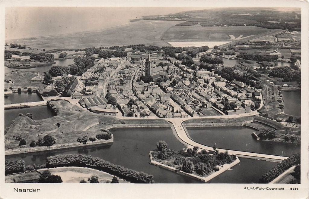 703-010-015 Naarden KLM Foto, Verzenden, Voor 1920, Noord-Holland