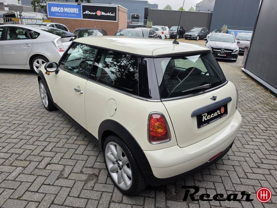 Mini 3-Deurs - 1.6 One Pepper/Airco/121Dk/6Bak/Mooi, Auto's, Mini, Euro 5, 4 cilinders, Wit, Bedrijf