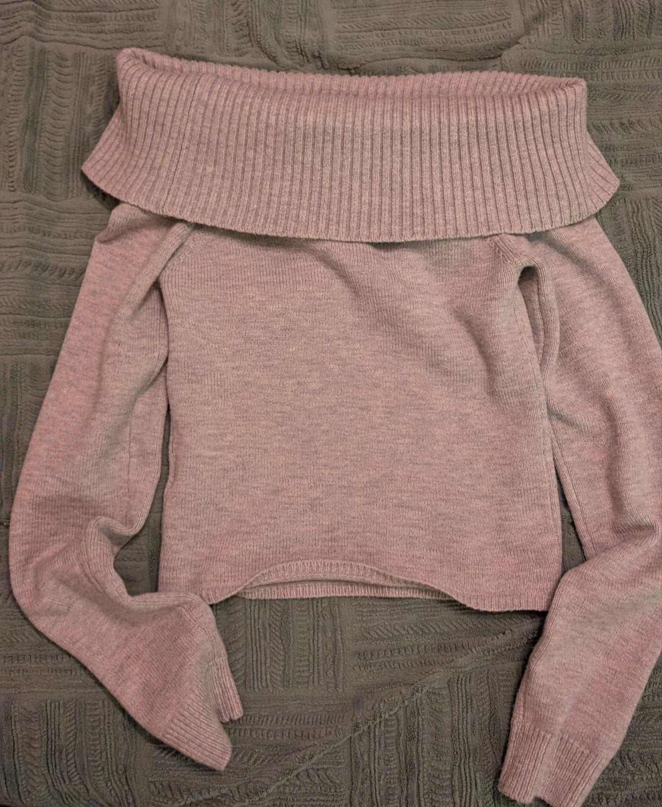 Bershka off-shoulder trui maat S, Kleding | Dames, Truien en Vesten, Zo goed als nieuw, Maat 36 (S), Grijs, Bershka
