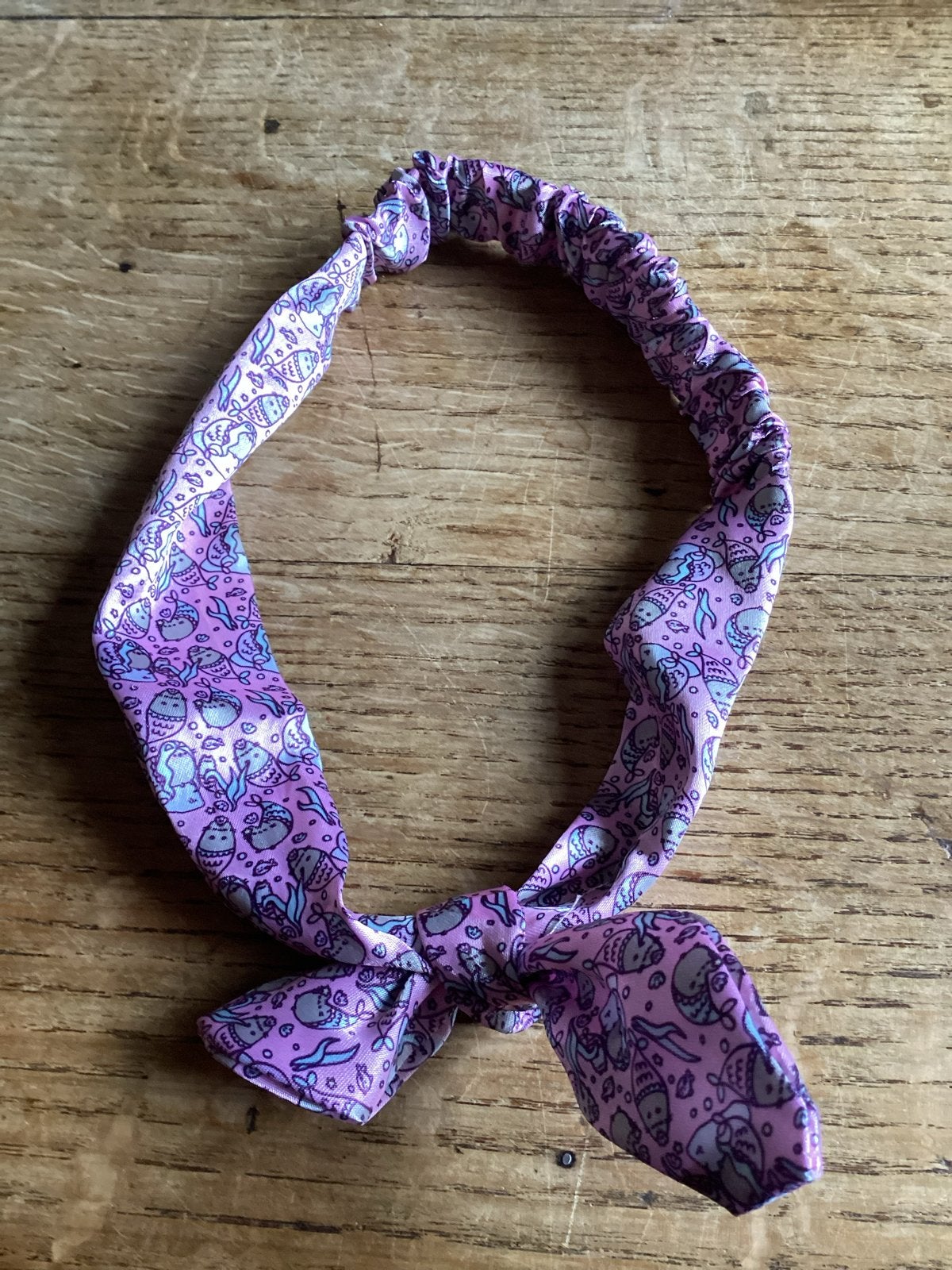Leuke paarse haarband met vrolijke print, Ophalen of Verzenden, Nieuw