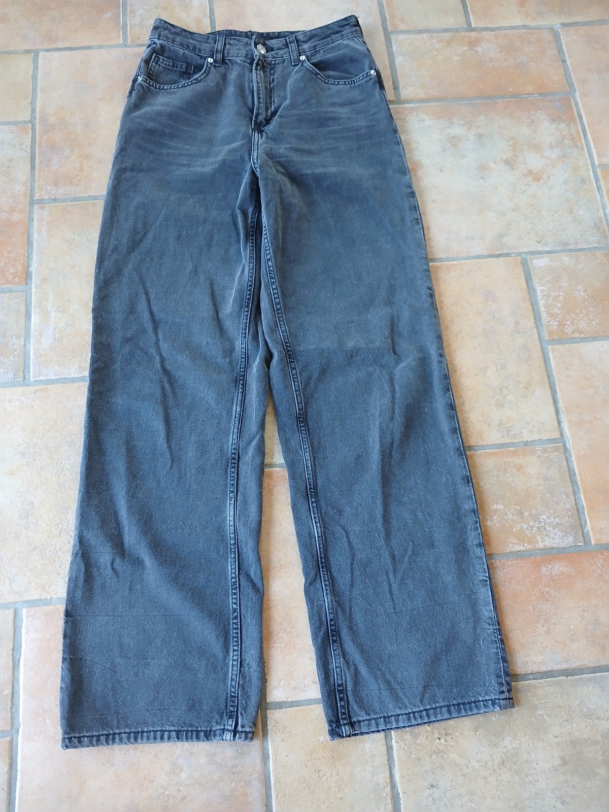 H&M widelegg jeans maat 36, H&M, Zwart, Ophalen of Verzenden, W28 - W29 (confectie 36)