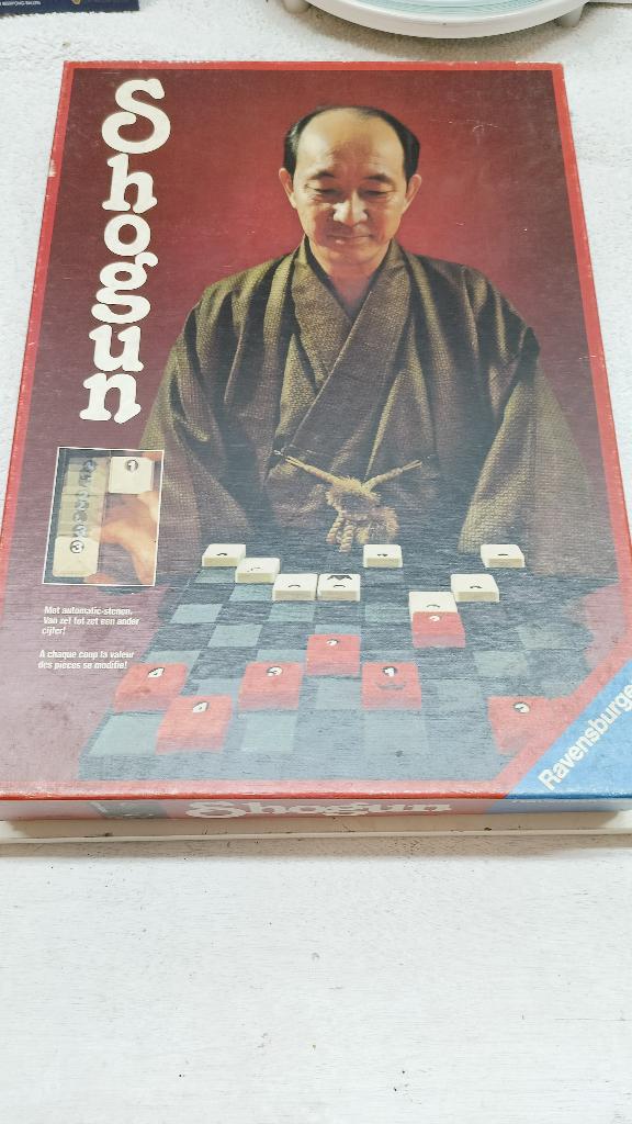 Ravensburger Shogun bordspel met automaatstenen, Hobby en Vrije tijd, Gezelschapsspellen | Bordspellen, Een of twee spelers, Ophalen of Verzenden