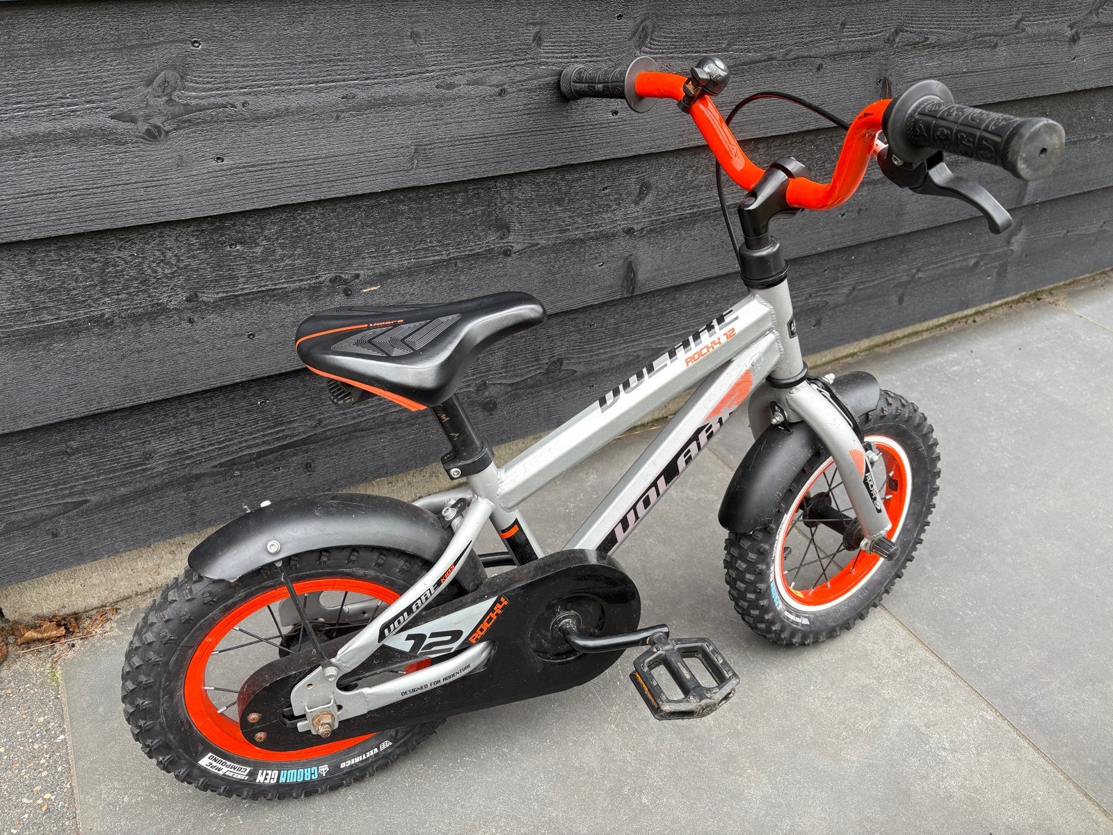 Volare Rocky 12 inch kinderfiets - Zilver/Oranje, Ophalen, Zijwieltjes, Gebruikt, Velgrem