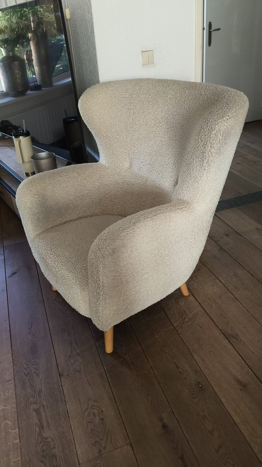 Mooie teddy stoel wit, Huis en Inrichting, Ophalen, Zo goed als nieuw, Minder dan 50 cm
