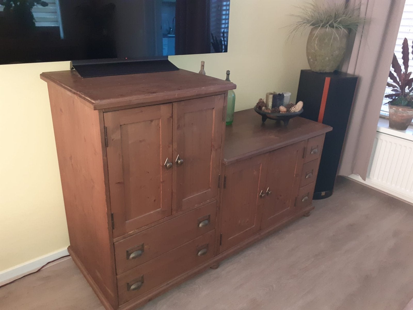 Massief houten L-vormige kast met lades en deuren, Ophalen, Gebruikt