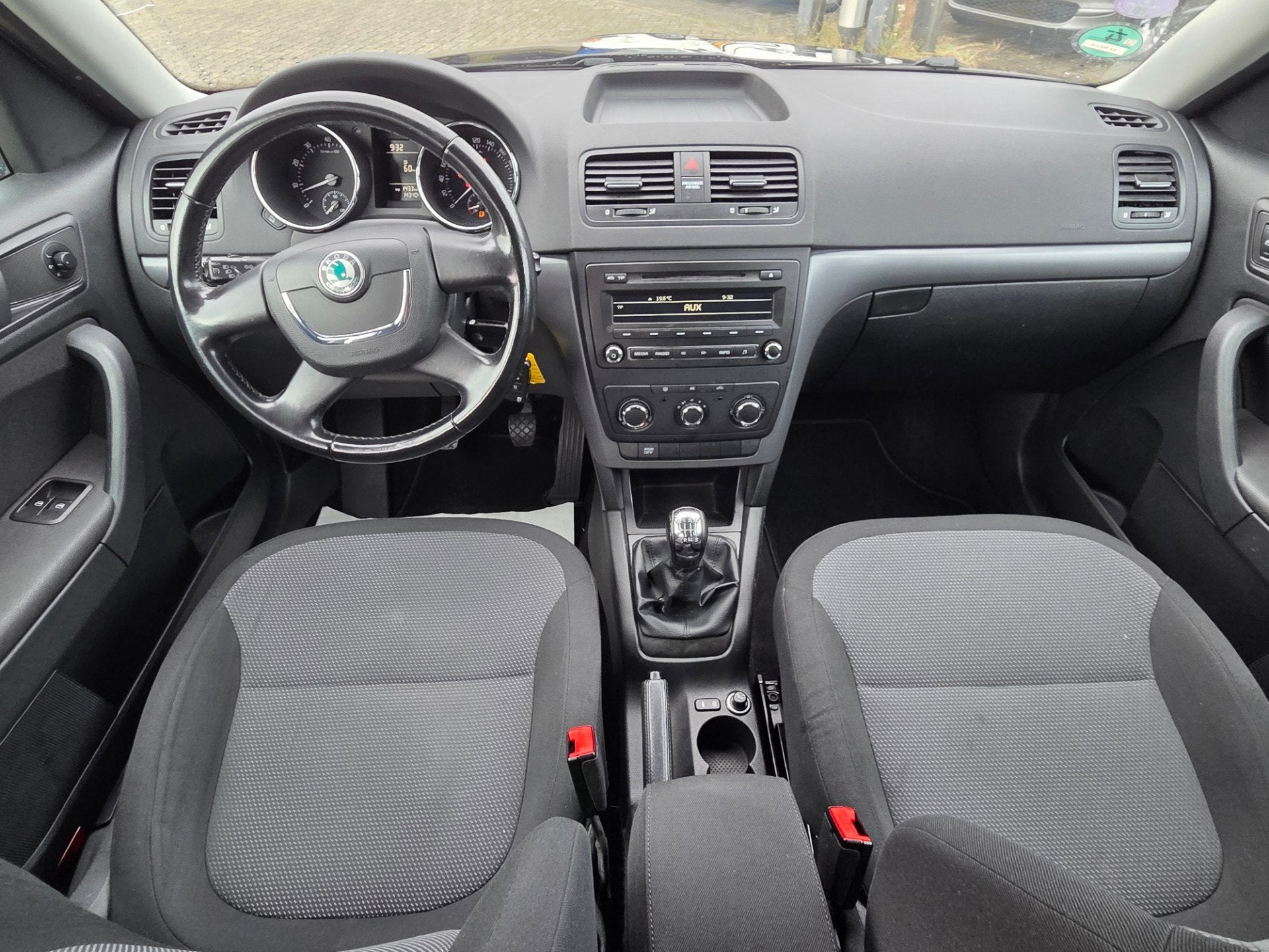 Skoda Yeti 1.2 TSI Active Plus/TREKHAAK/CRUIS CONTROL, Auto's, Voorwielaandrijving, Gebruikt, 4 cilinders, Zwart