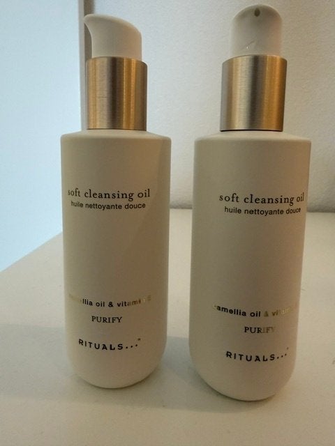 Nieuw Rituals soft cleansing oil reinigingsolie 200ml, Ophalen of Verzenden, Nieuw, Gehele gezicht, Reiniging