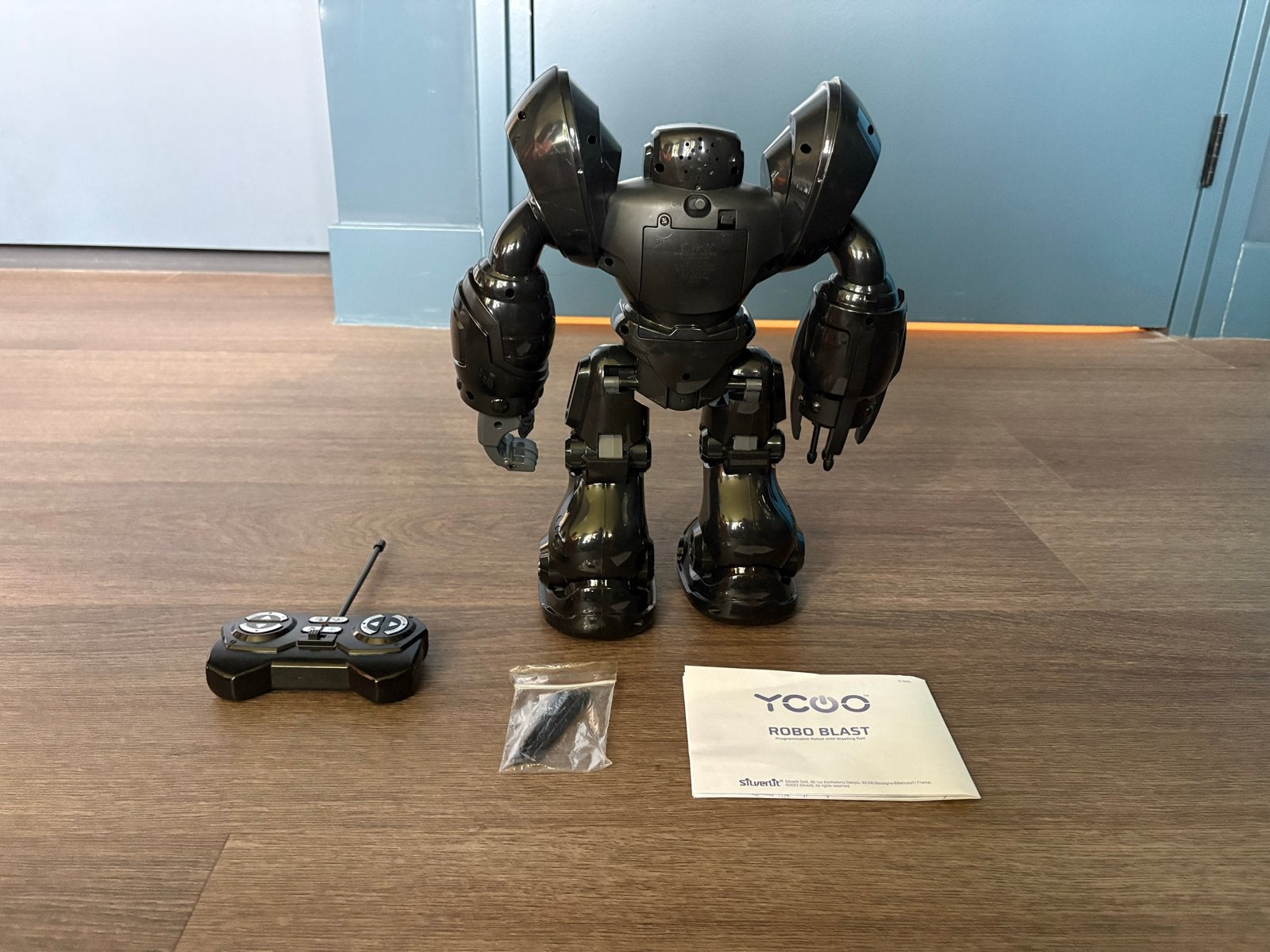 YCOO Robo Blast RC Robot met afstandsbediening, Ophalen, Zo goed als nieuw, Jongen of Meisje