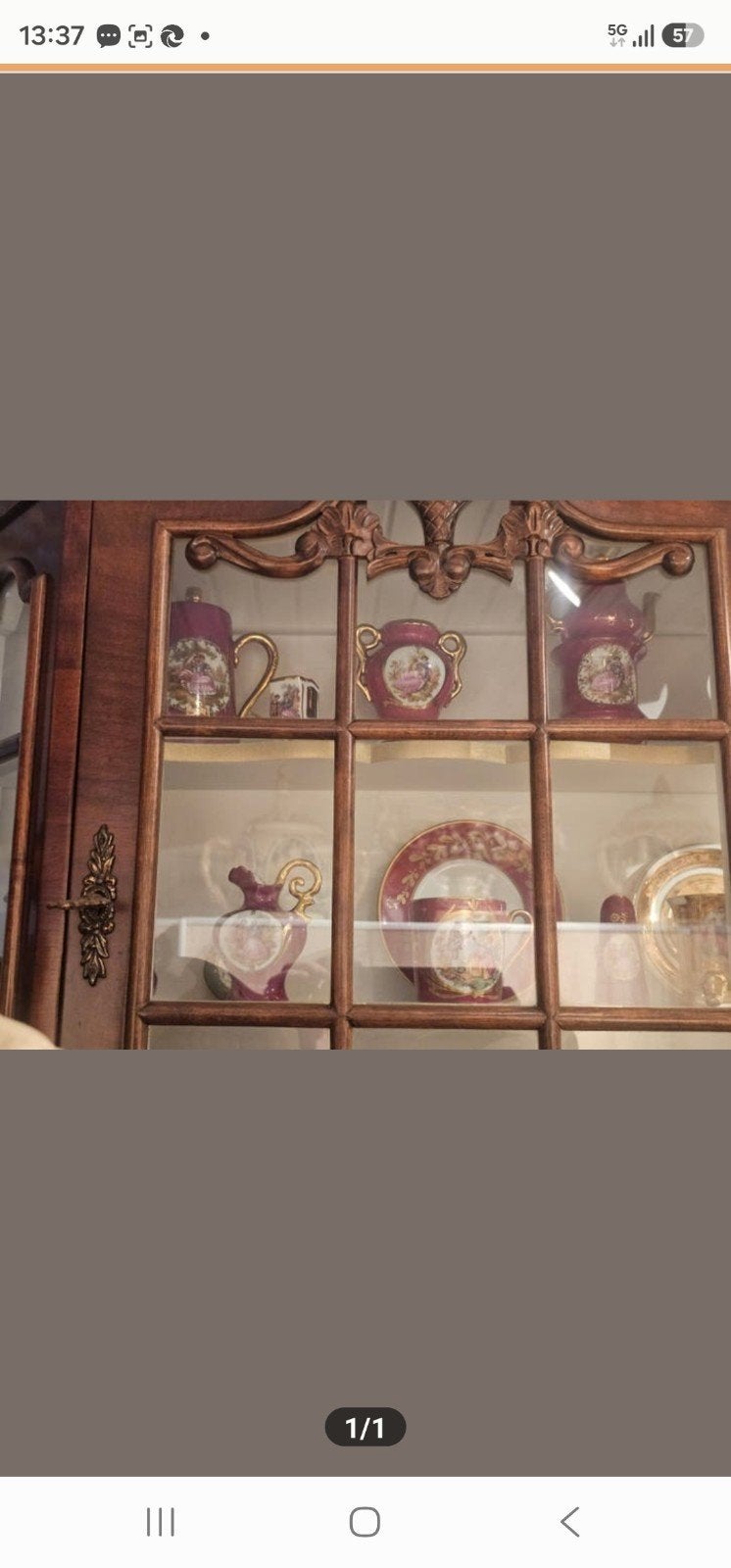 Antieke vitrinekast met porseleinen servies, Antiek en Kunst, Ophalen