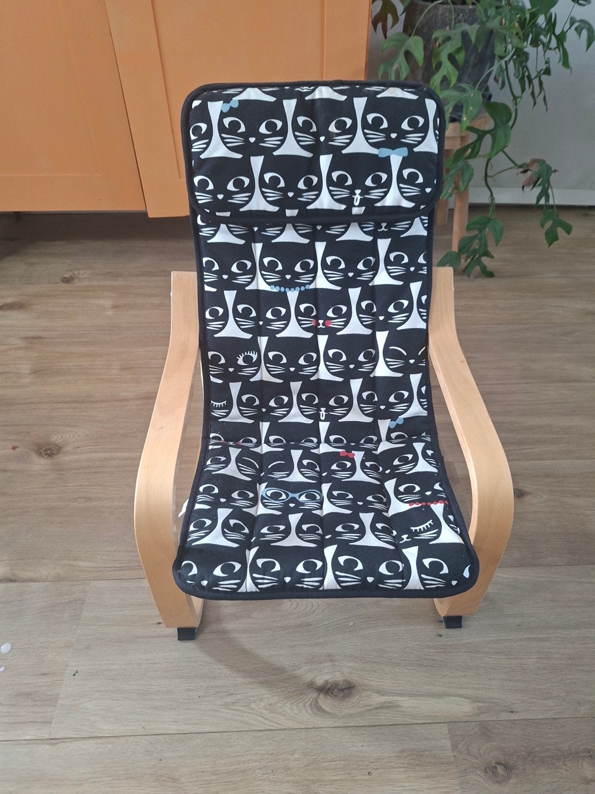 Schattige kinderstoel met kattenprint - Zo goed als nieuw, Ophalen, Zo goed als nieuw, Overige typen