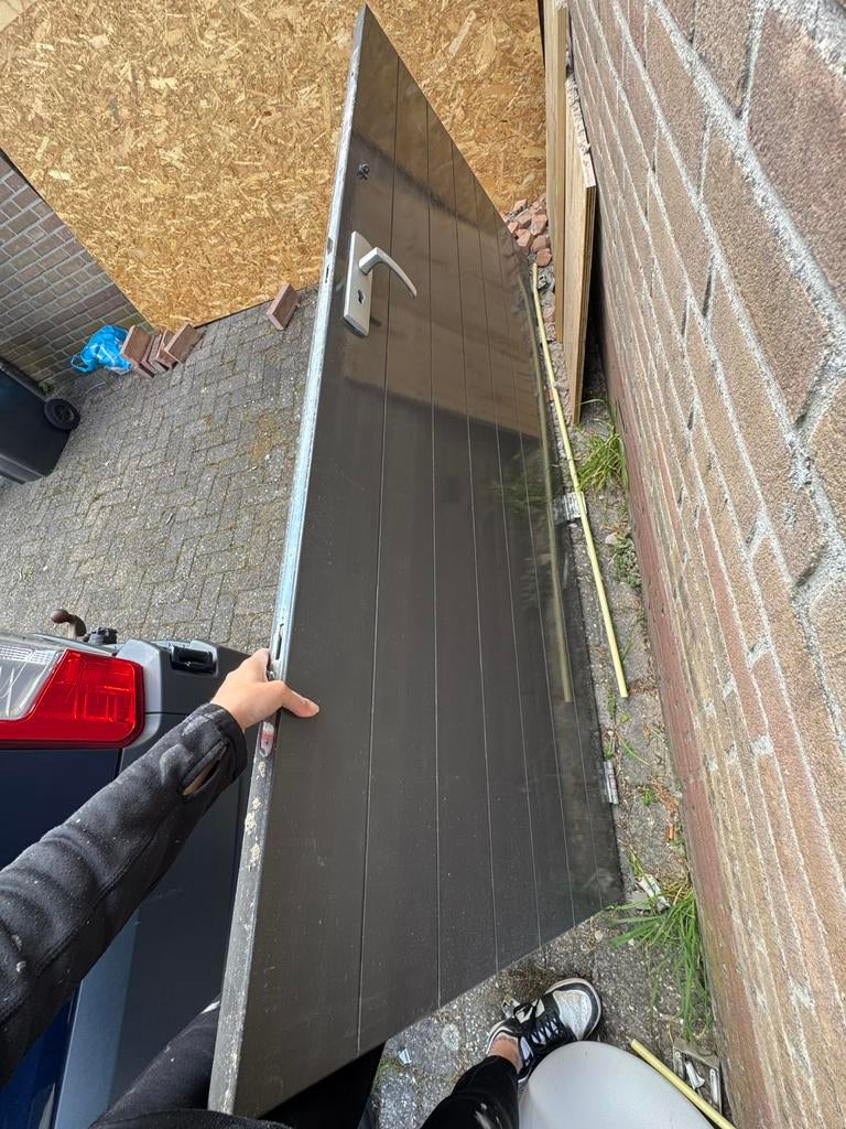 Voordeur incl deur beslag excl slot, Doe-het-zelf en Verbouw, Deuren en Horren, Ophalen, Zo goed als nieuw, Buitendeur, 200 tot 215 cm