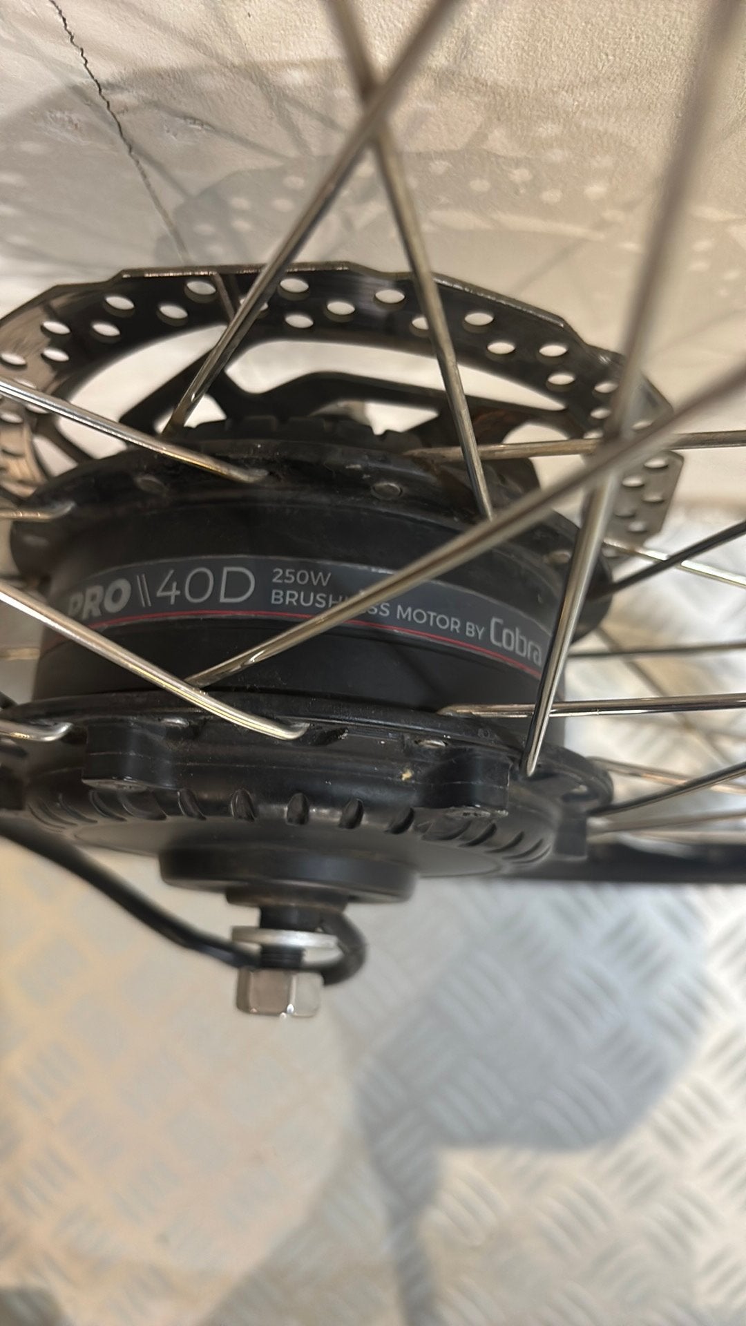 Stella voorwiel + motor PRO40D 250w, Ophalen, Zo goed als nieuw, Motor