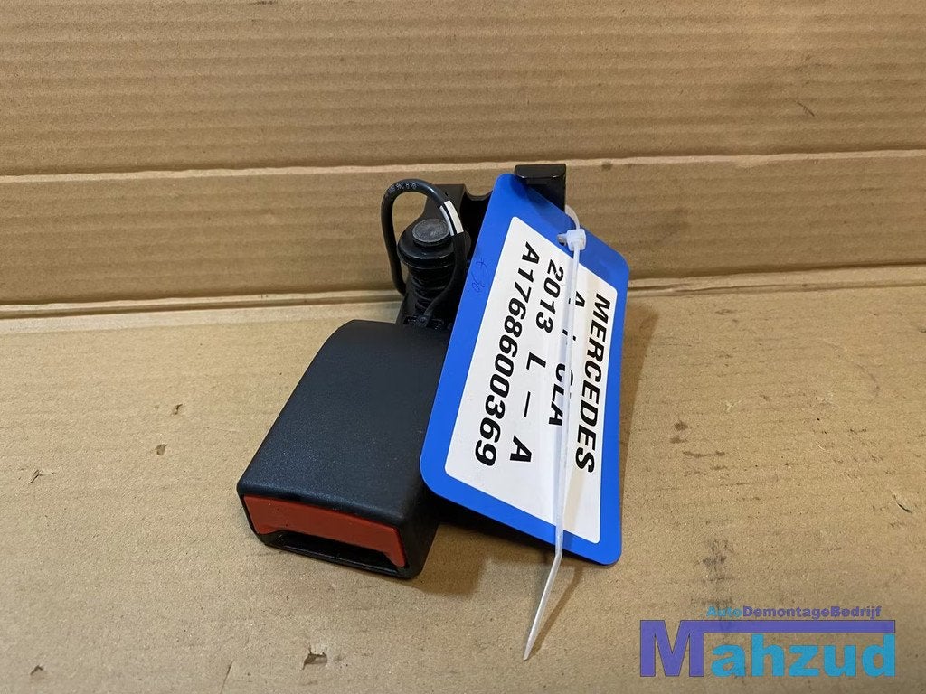 MERCEDES A-KLASSE W176 Achter gordel sluiting klikker 2012-2, Auto-onderdelen, Gebruikt, Mercedes-Benz AG, Mercedes-Benz, Ophalen of Verzenden