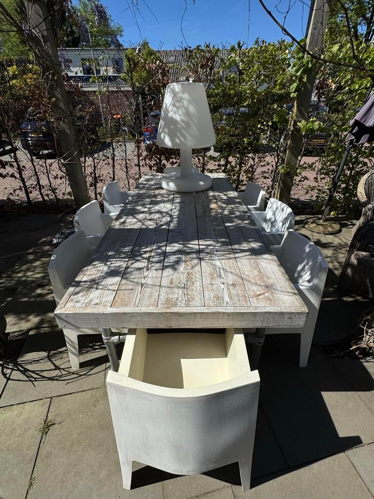 Robuuste steigerhout tuintafel + 8 Philip Starck stoelen, Tuin en Terras, Tuintafels, Ophalen of Verzenden, Gebruikt, Rechthoekig